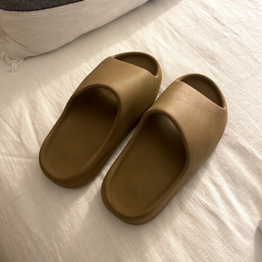 Yeezy Slides